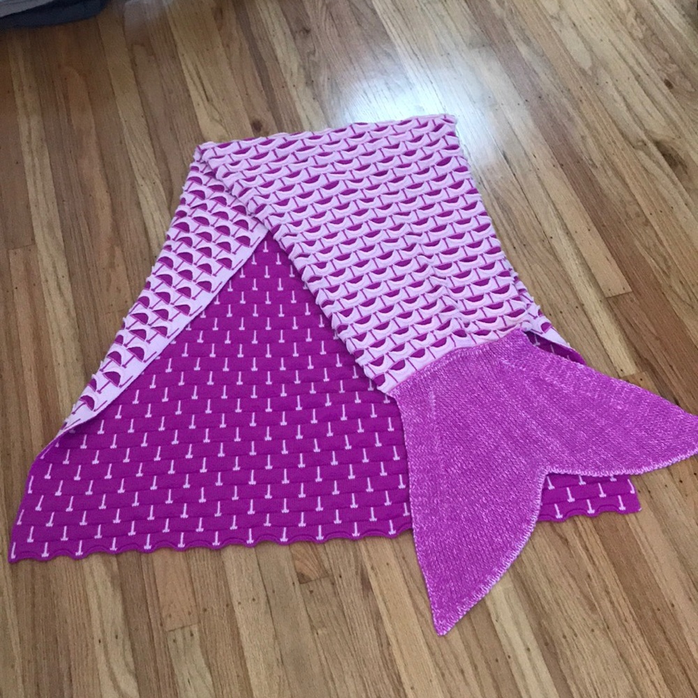 Knit Mermaid Tail Blanket
